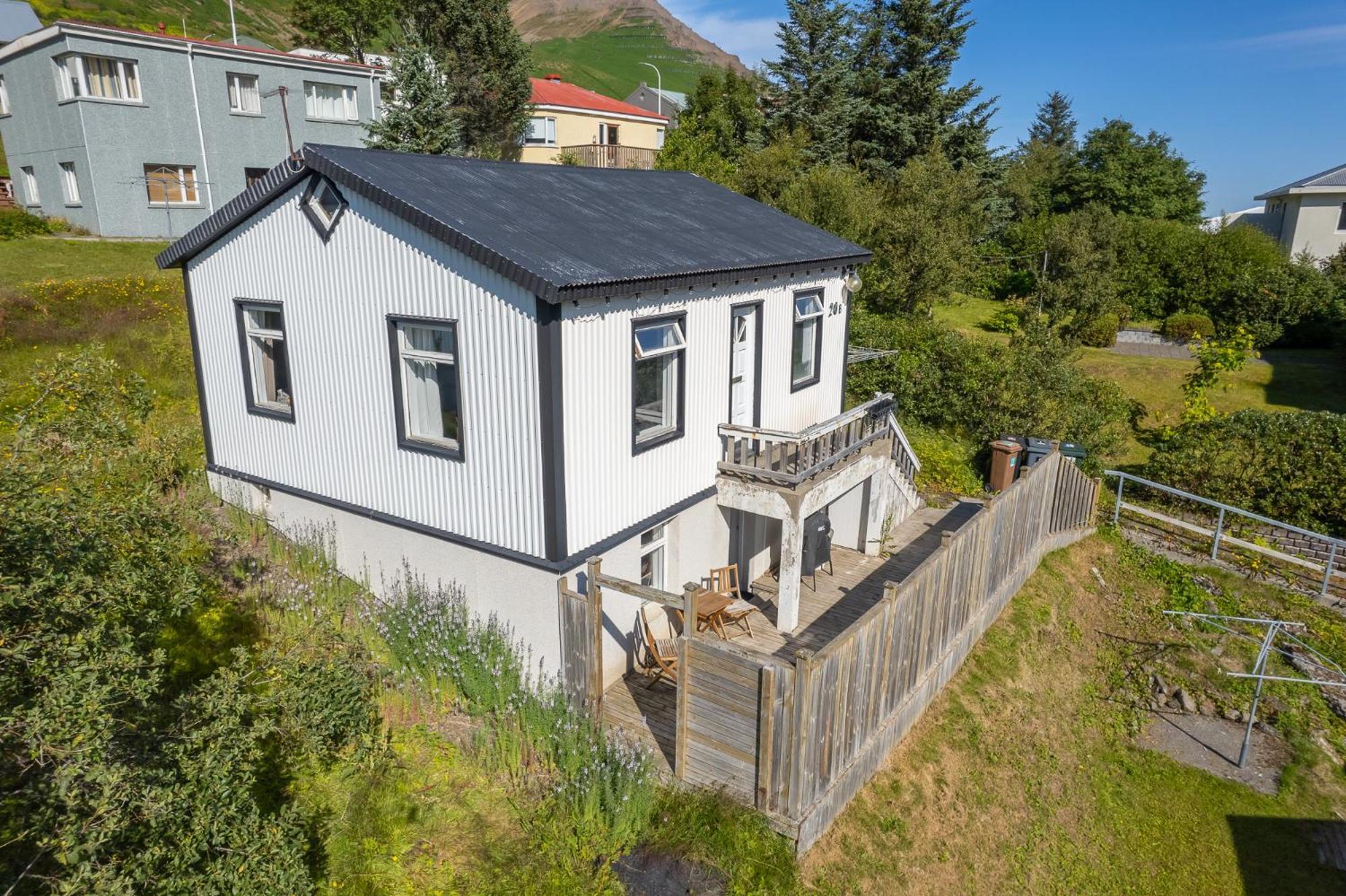 Landakot The Perfect Getaway By Staynorth * Siglufjordur